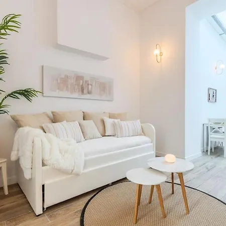 Merry Bail Centre Wifi شقة